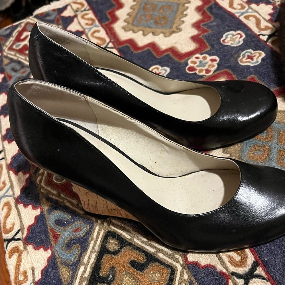 9 West pumps black wedge shoe